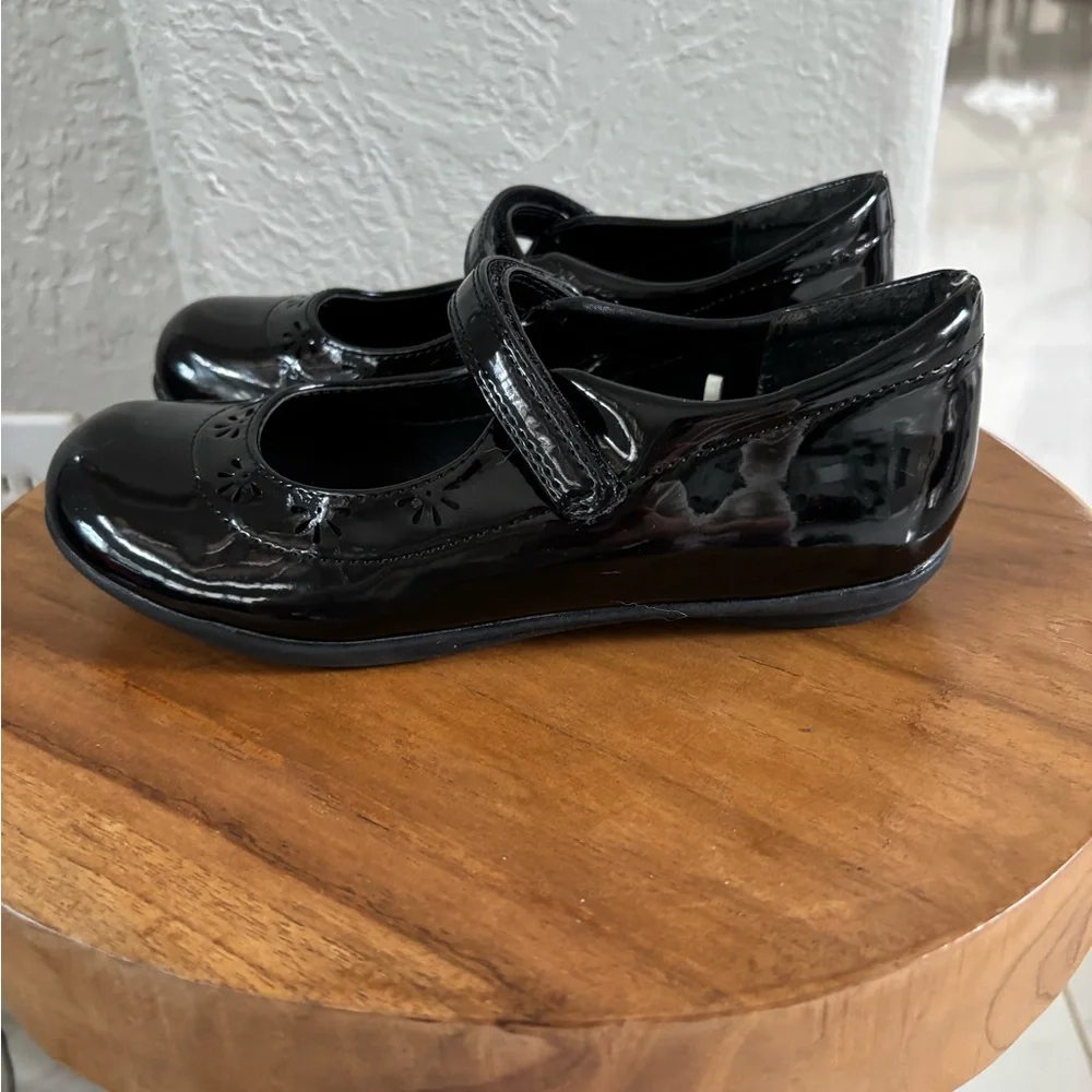 The Children's Place Glossy Black Dress Shoes